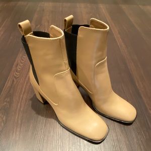 Delaney ankle boot